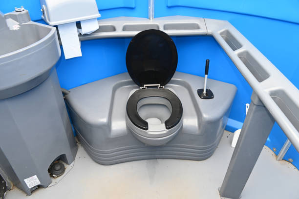 Best Portable restroom trailer rental  in Goodview, MN